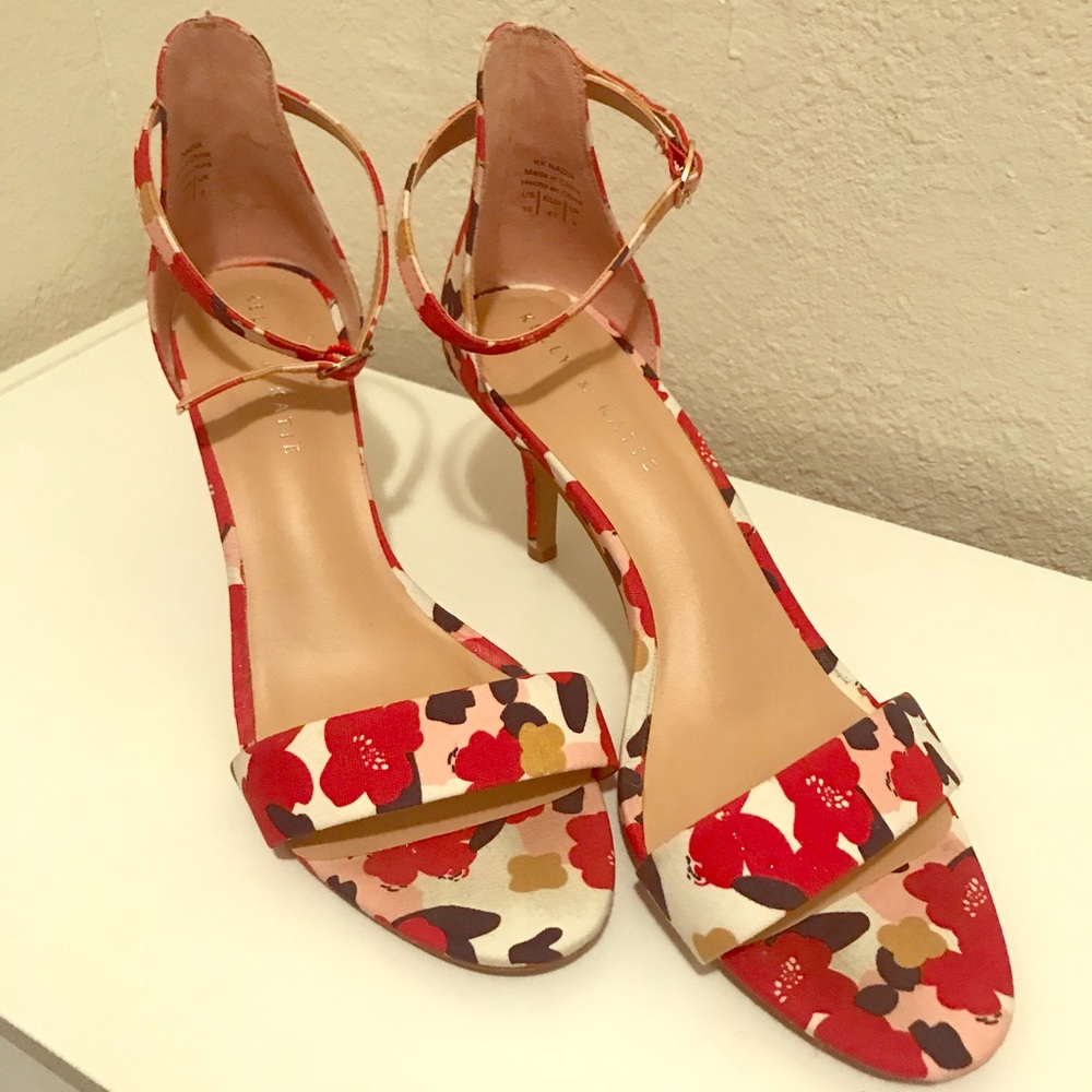 Women’s multi color pumps